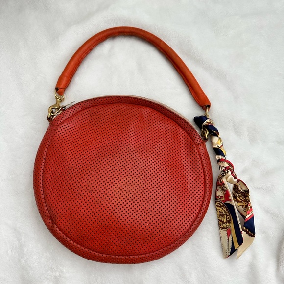 Clare V. Circle Clutch - Picture 5 of 15